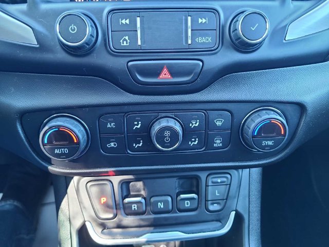Used 2019 GMC Terrain SLT w/ Preferred Package AWD/4WD image 33