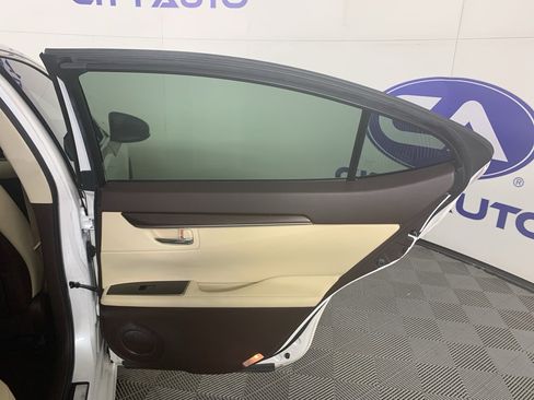 Used 2016 Lexus ES 350 w/ Premium Package w/Wood Trim image 37