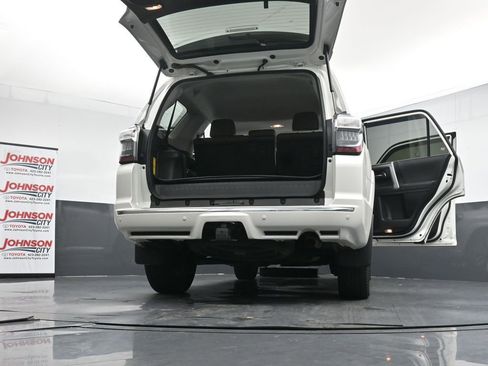 Used 2023 Toyota 4Runner Limited AWD/4WD image 29