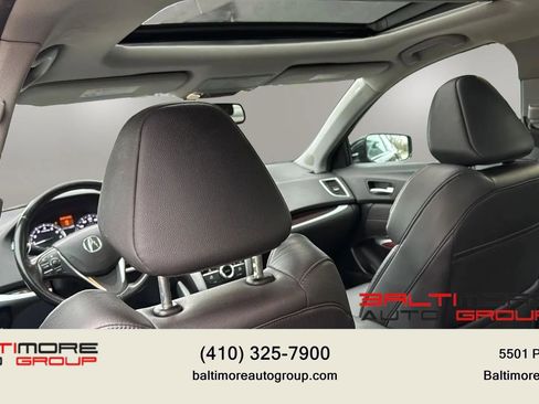 Used 2017 Acura TLX FWD image 30