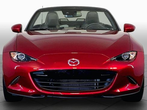 Used 2023 MAZDA MX-5 Miata Grand Touring RWD image 4
