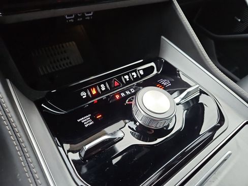 New 2026 Jeep Grand Wagoneer Limited image 28