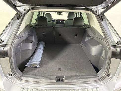 New 2026 Volkswagen Tiguan SE image 27