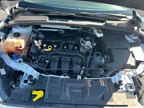 Used 2018 Ford Focus SEL image 11