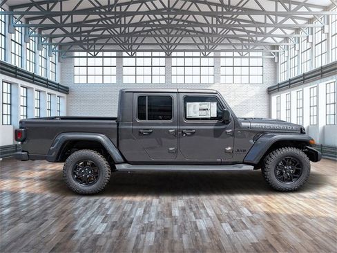 New 2025 Jeep Gladiator Sport image 3