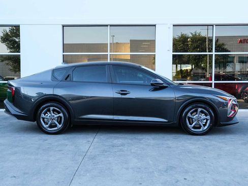 Used 2025 Kia K4 FWD image 6
