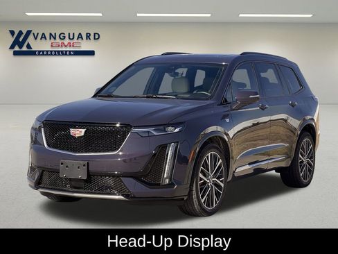 Used 2025 Cadillac XT6 Sport w/ Technology Package image 9