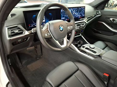 Used 2023 BMW 330i xDrive Sedan w/ Premium Package AWD/4WD image 9