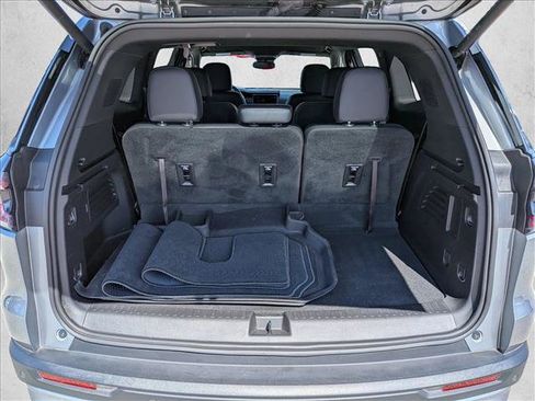 Used 2024 GMC Acadia Elevation FWD image 7
