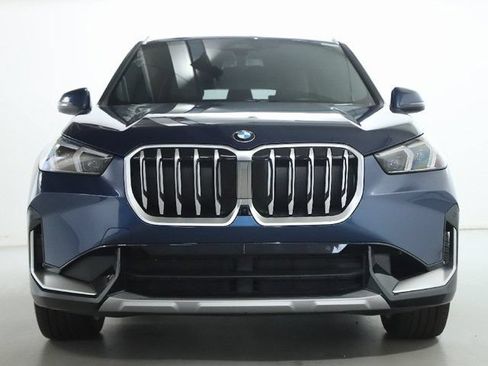 Used 2025 BMW X1 xDrive28i AWD/4WD image 6