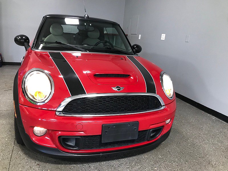 Used 2013 MINI Cooper S w/ Technology Pkg 2 FWD image 16
