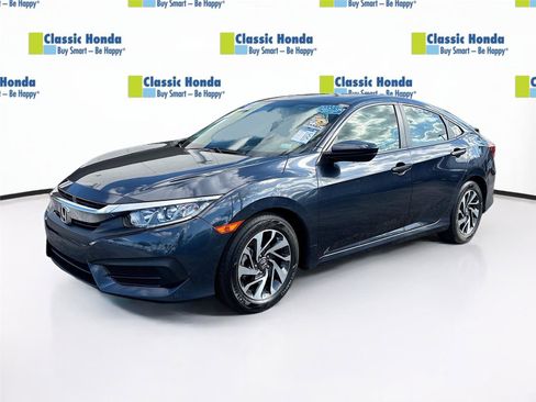 Used 2018 Honda Civic EX image 3