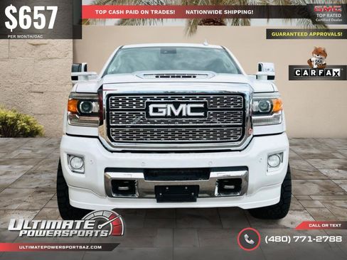 Used 2019 GMC Sierra 2500 Denali w/ Duramax Plus Package AWD/4WD image 3
