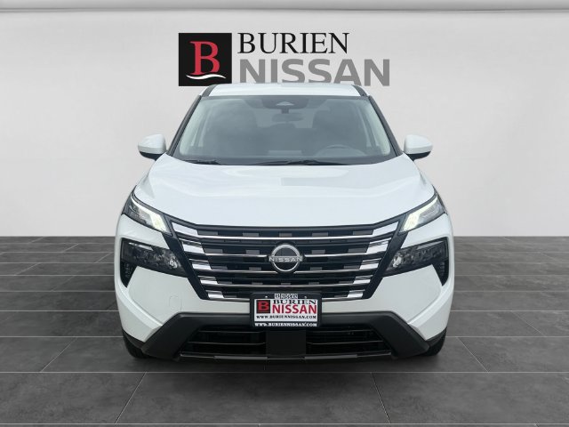 Used 2025 Nissan Rogue SV FWD image 8