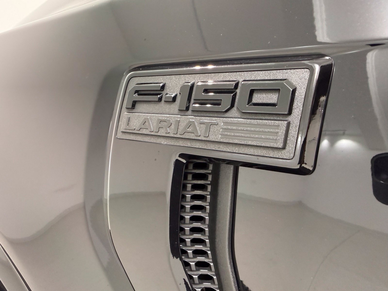 Used 2024 Ford F150 Lariat w/ Equipment Group 502A High AWD/4WD image 9