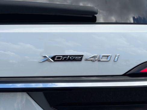 Used 2023 BMW X7 xDrive40i w/ Executive Package image 12