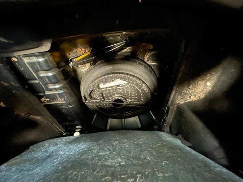 Used 2011 Ford Fiesta SE w/ 201A Rapid Spec Order Code image 24