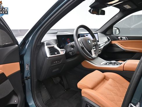 Used 2024 BMW X5 xDrive50e w/ Premium Package AWD/4WD image 11