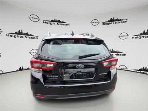 Used 2020 Subaru Impreza 2.0i Limited image 4