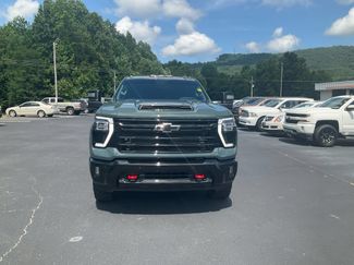 Used 2026 Chevrolet Silverado 2500 LTZ w/ LTZ Plus Package AWD/4WD video 2