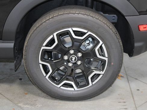 New 2025 Ford Bronco Sport Outer Banks w/ Outer Banks Tech Package+ AWD/4WD image 15