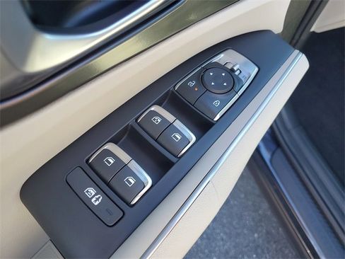 New 2026 Kia Sorento S w/ S Panoramic Sunroof Package image 21