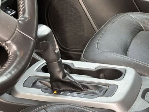 Used 2018 Chevrolet Colorado ZR2 image 15