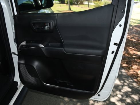 Certified 2021 Toyota Tacoma TRD Pro AWD/4WD image 20