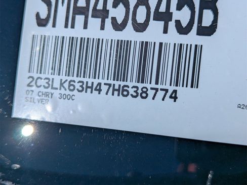 Used 2007 Chrysler 300 C w/ Protection Group II image 6