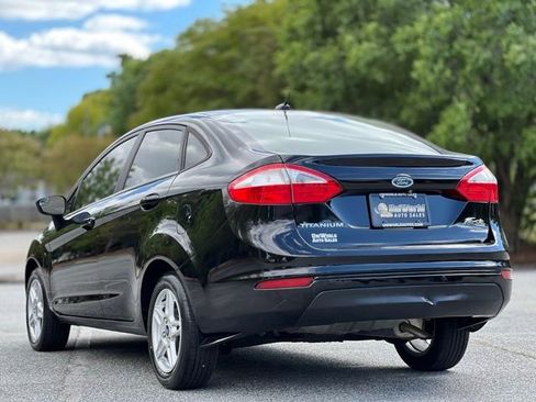 Used 2019 Ford Fiesta SE FWD image 6
