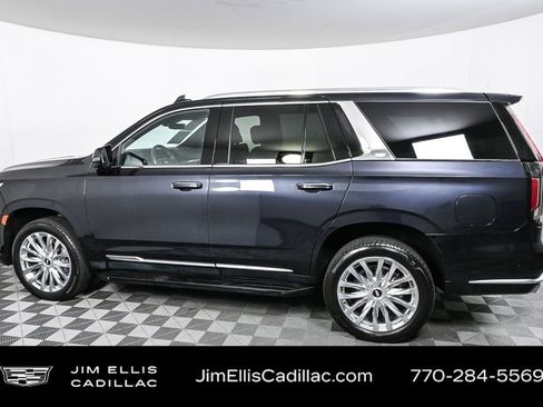 Certified 2023 Cadillac Escalade Premium Luxury image 2