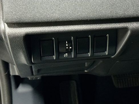 Certified 2024 Subaru Outback AWD/4WD image 6