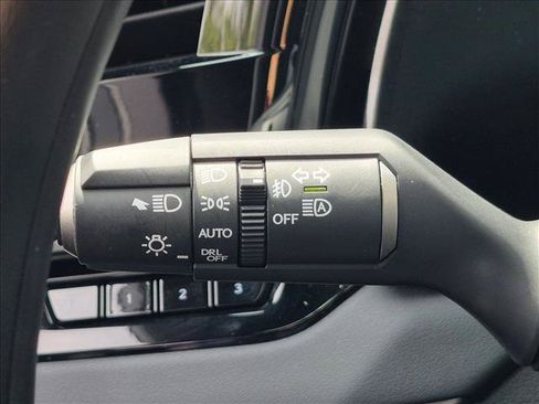 Used 2025 Lexus RX 350 Premium w/ Accessory Package (Z1) FWD image 11