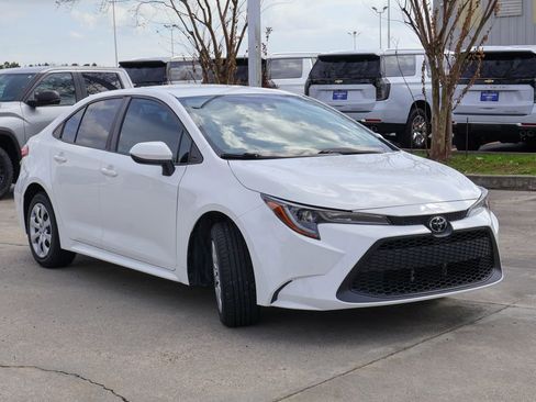 Used 2022 Toyota Corolla LE image 21