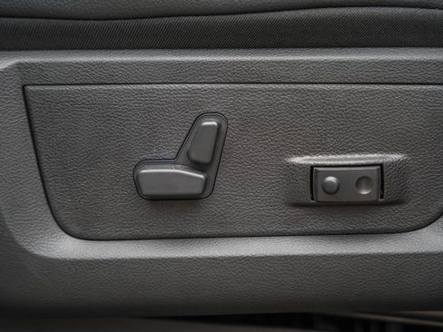 New 2026 RAM 2500 Laramie AWD/4WD image 43