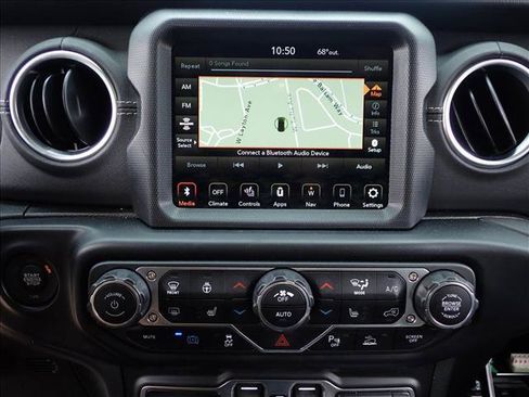 Used 2022 Jeep Wrangler Unlimited Sahara w/ Cold Weather Group AWD/4WD image 14