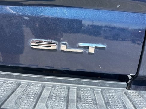 Used 2022 GMC Sierra 1500 SLT w/ SLT Premium Plus Package AWD/4WD image 31