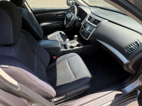 Used 2016 Nissan Altima 2.5 S w/ Power Driver Seat Package FWD image 29