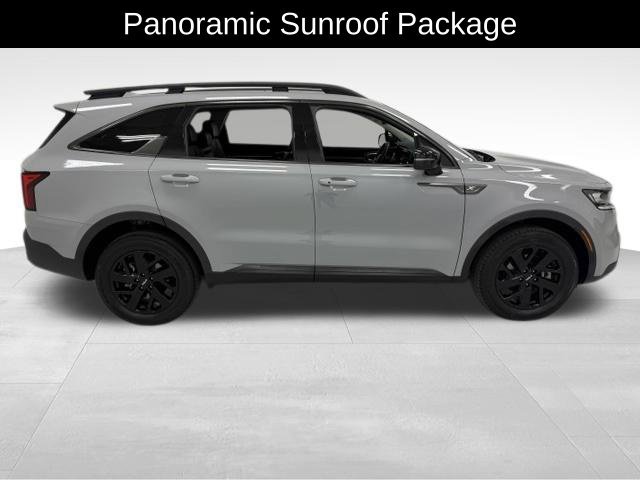 Used 2023 Kia Sorento S w/ Panoramic Sunroof Package AWD/4WD image 5