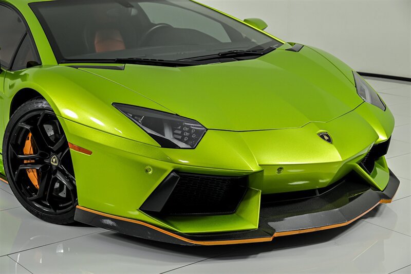 Used 2012 Lamborghini Aventador LP 700-4 AWD/4WD image 3