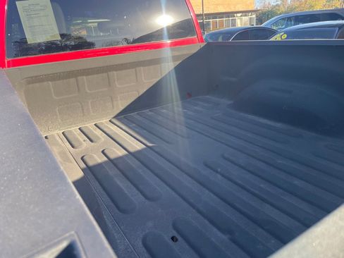 Used 2016 RAM 3500 Tradesman w/ Popular Equipment Group image 8