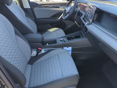 New 2025 Volkswagen Tiguan S image 18