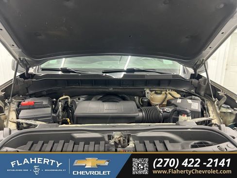 Used 2020 Chevrolet Silverado 1500 LT Trail Boss AWD/4WD image 16