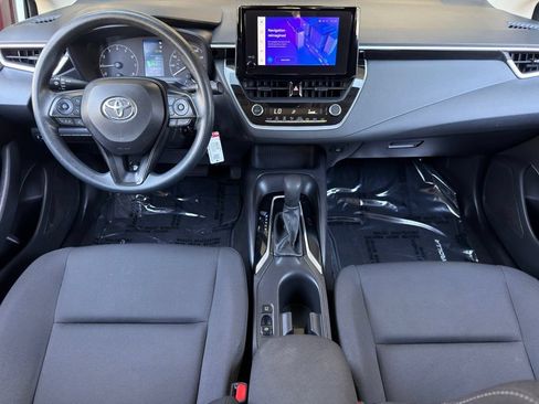 Used 2024 Toyota Corolla LE FWD image 12