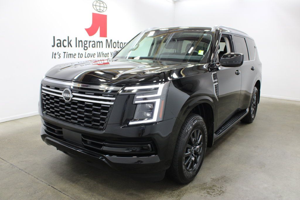 Used 2025 Nissan Armada SV RWD image 2