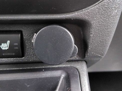 Used 2014 Jeep Patriot Latitude w/ Freedom Edition Package image 32