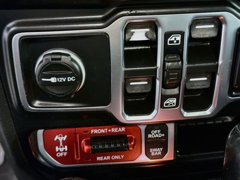 Used 2021 Jeep Wrangler Unlimited Rubicon AWD/4WD image 24