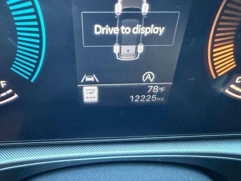 Used 2025 Hyundai Santa Fe SEL w/ Tow & Go Package FWD image 24