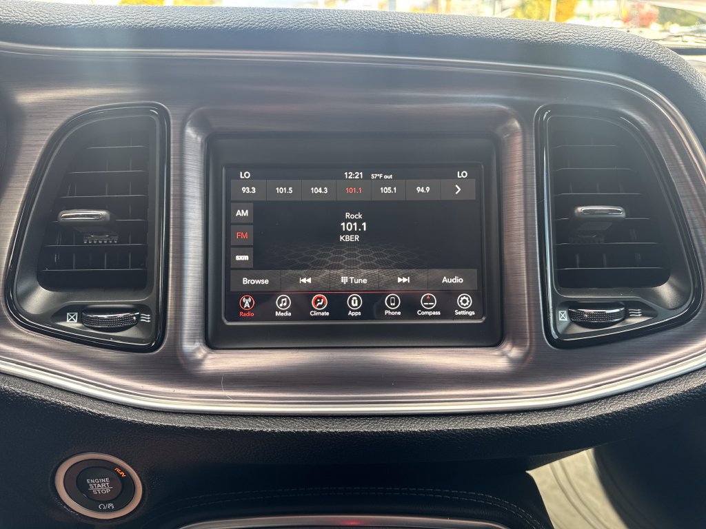 Used 2018 Dodge Challenger R/T w/ Driver Convenience Group RWD image 18