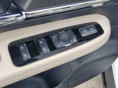 New 2026 Lincoln Corsair Grand Touring image 10